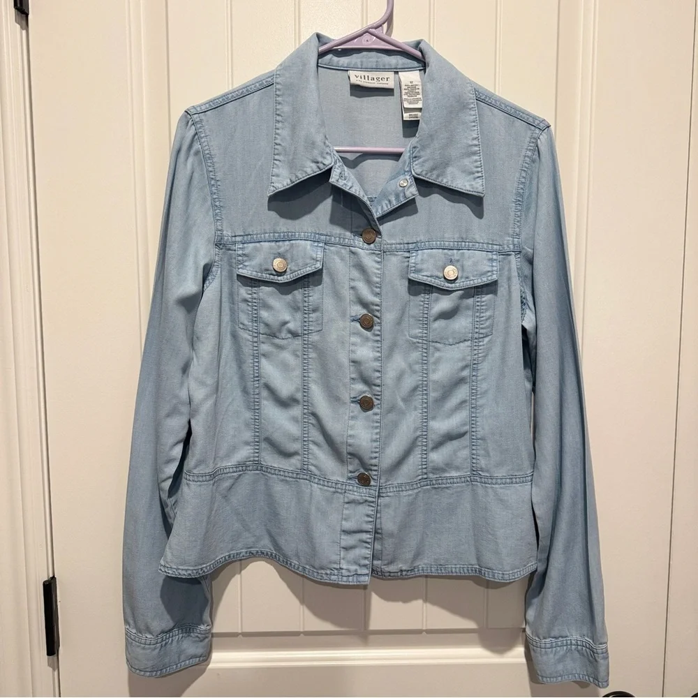 Soft Chambray Button Shirt Jacket - Picture 3 of 8